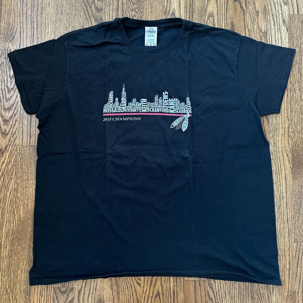 Chicago Blackhawks 2015 Champions skyline tshirt, size XXL